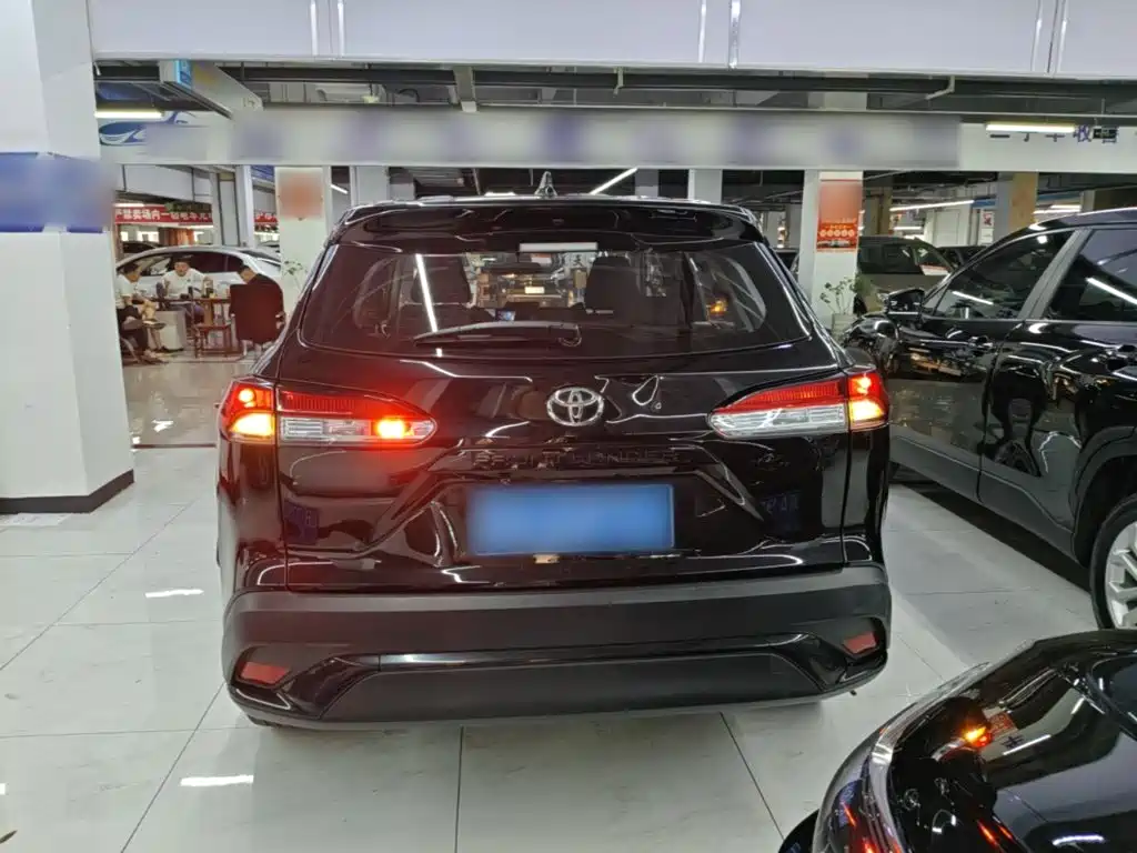 Toyota Frontlander — миниатюра 6