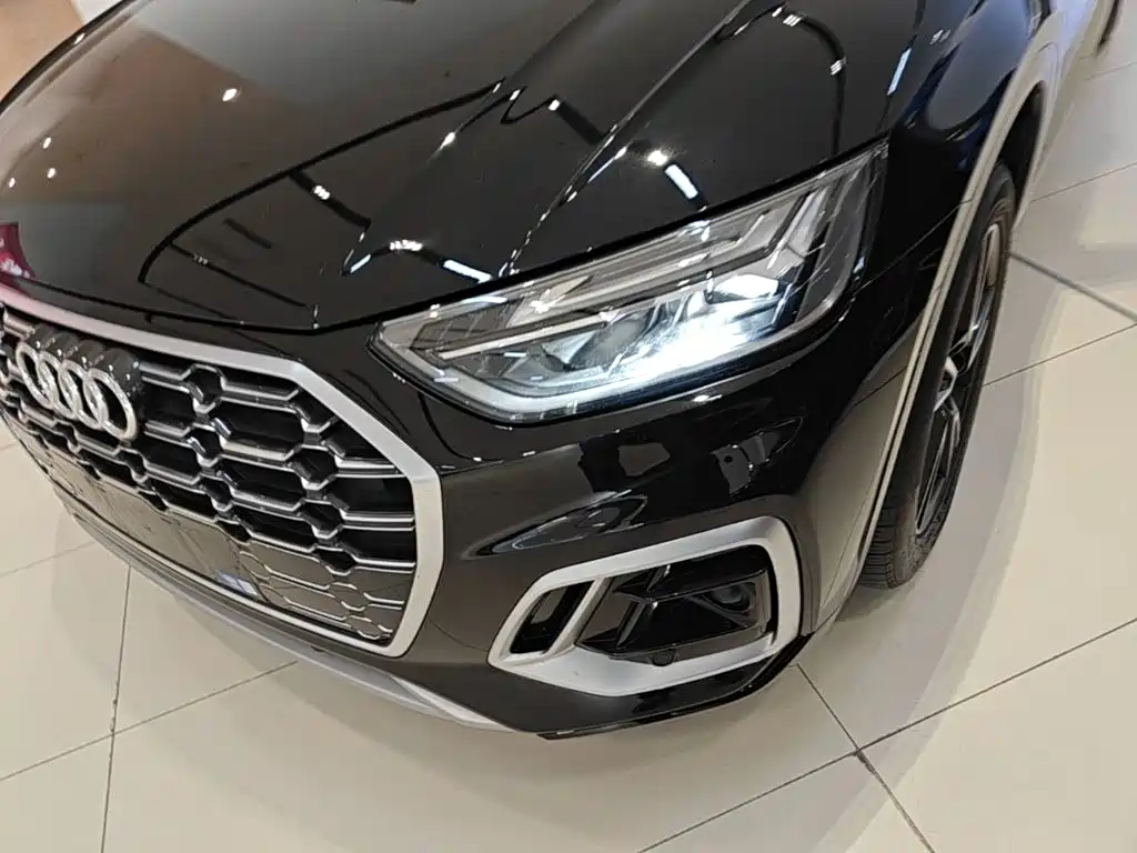 Audi Q5L — миниатюра 24