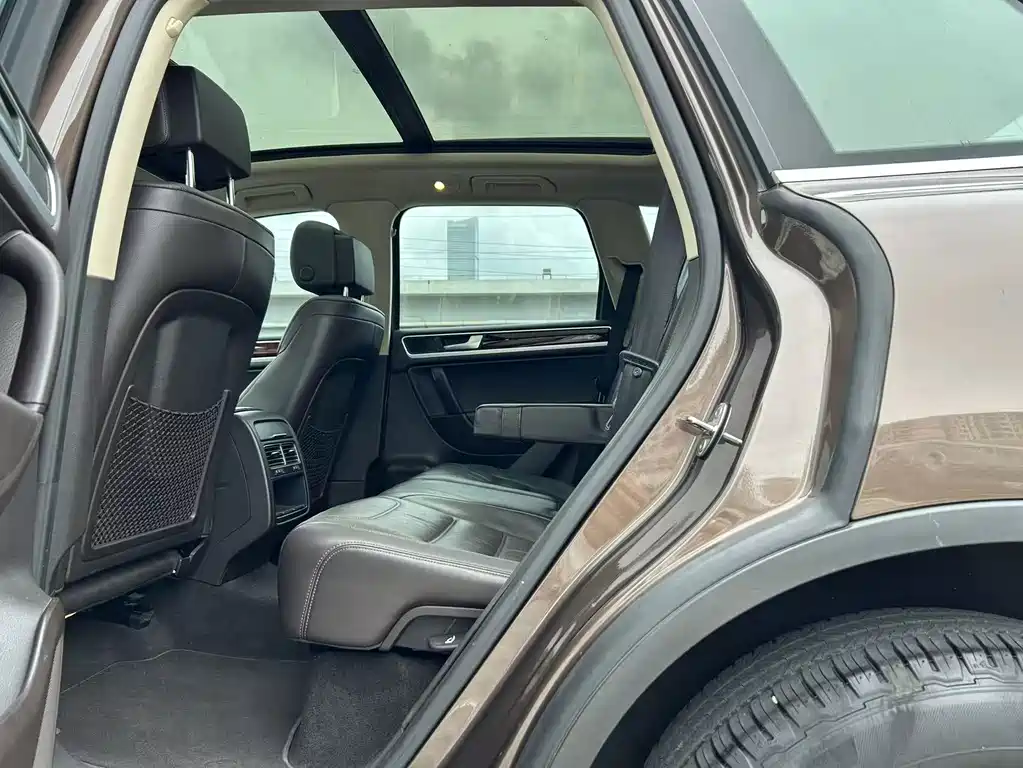 Volkswagen Touareg — миниатюра 6