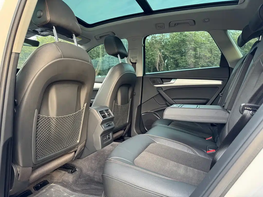 Audi Q5L — миниатюра 5