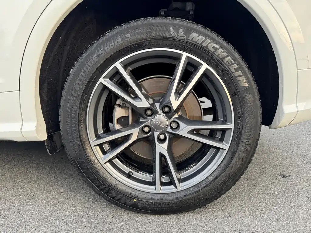 Audi Q5L — миниатюра 10