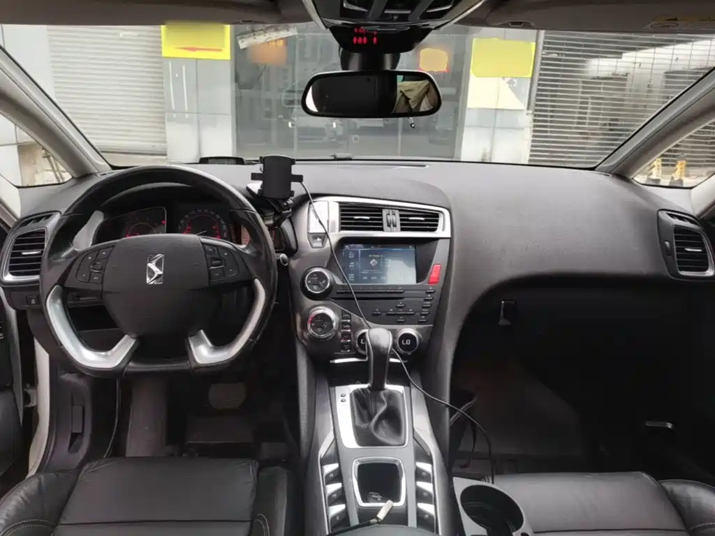 DS DS 5 — миниатюра 10