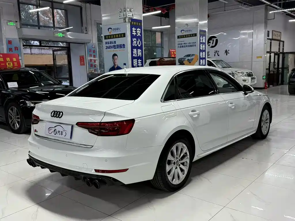 Audi A4L — миниатюра 6