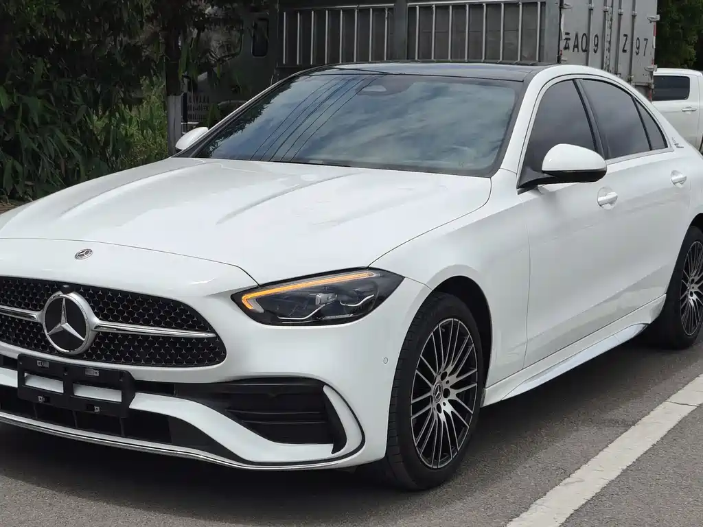 Mercedes-Benz C-Class 2023