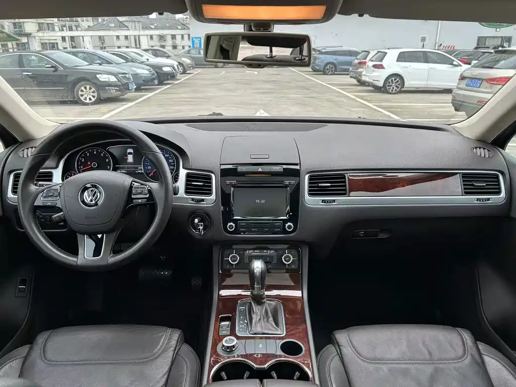 Volkswagen Touareg — миниатюра 5