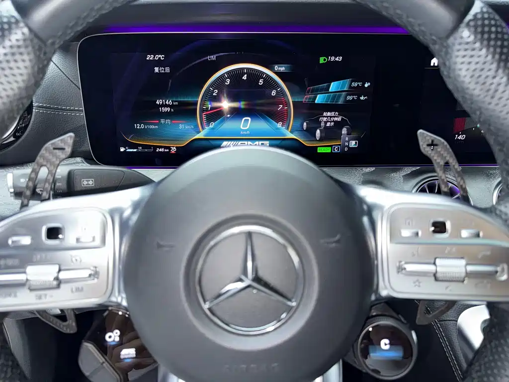 MERCEDES-BENZ AMG GT