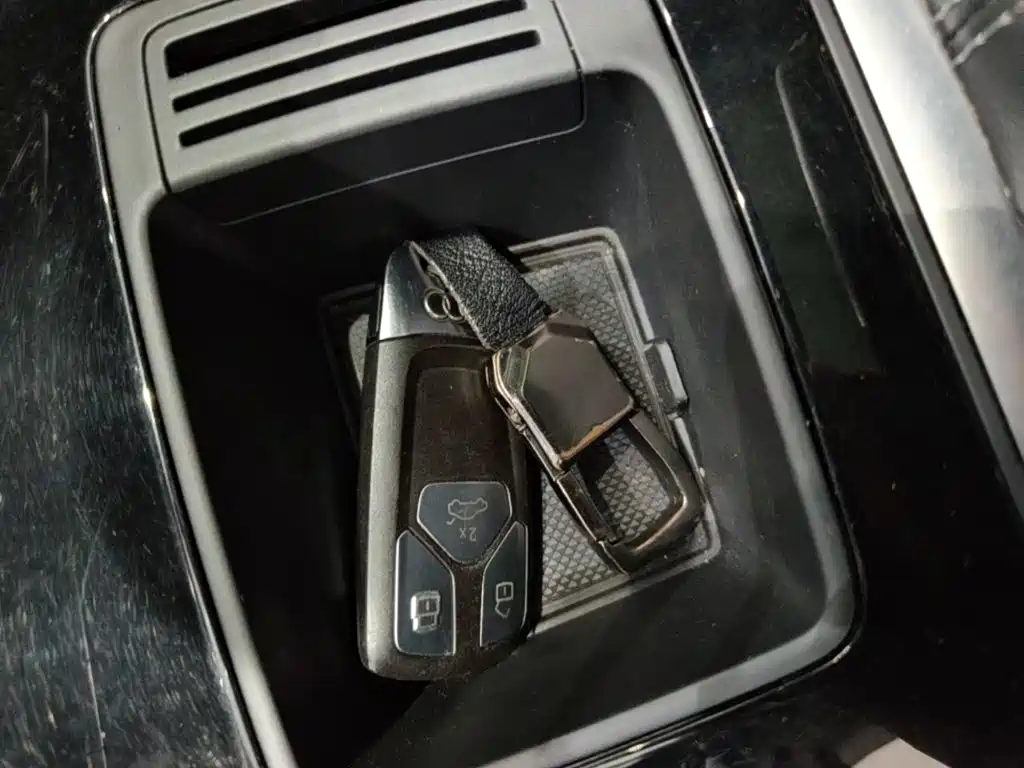 Audi Q5L — миниатюра 9