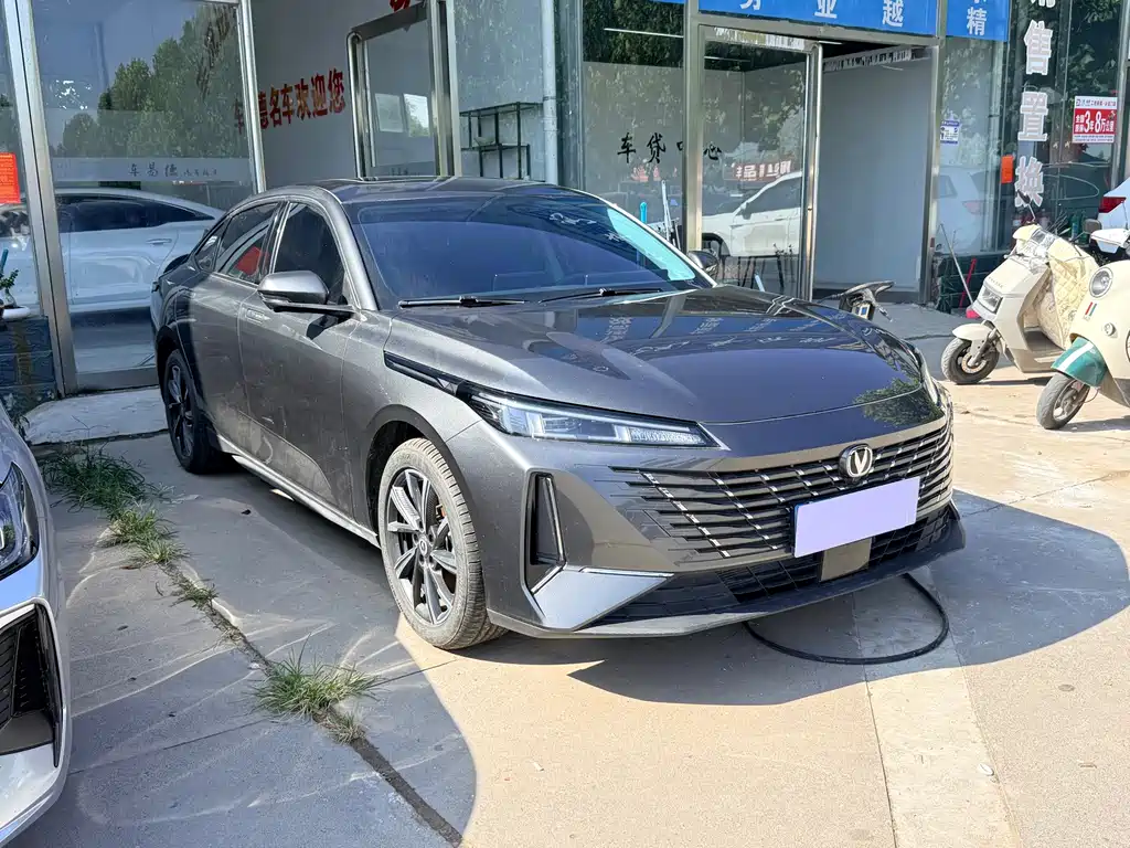 Changan Eado — миниатюра 3