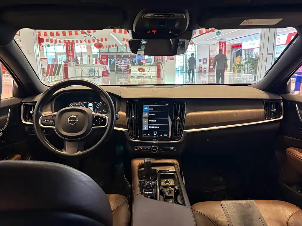 Volvo V90 — миниатюра 17