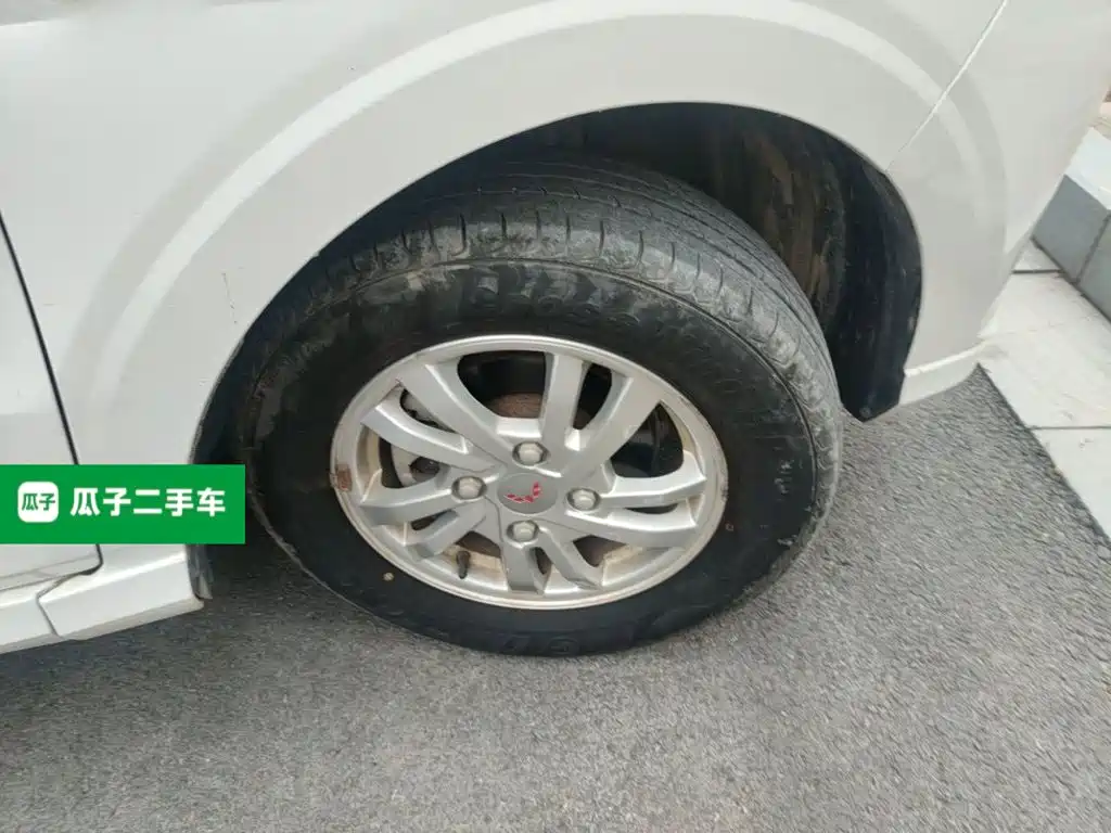 Wuling Hongguang — миниатюра 8