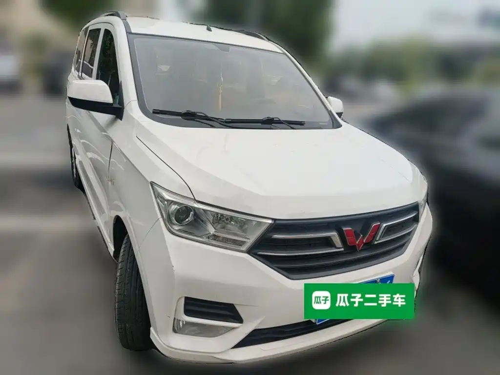Wuling Hongguang — миниатюра 3