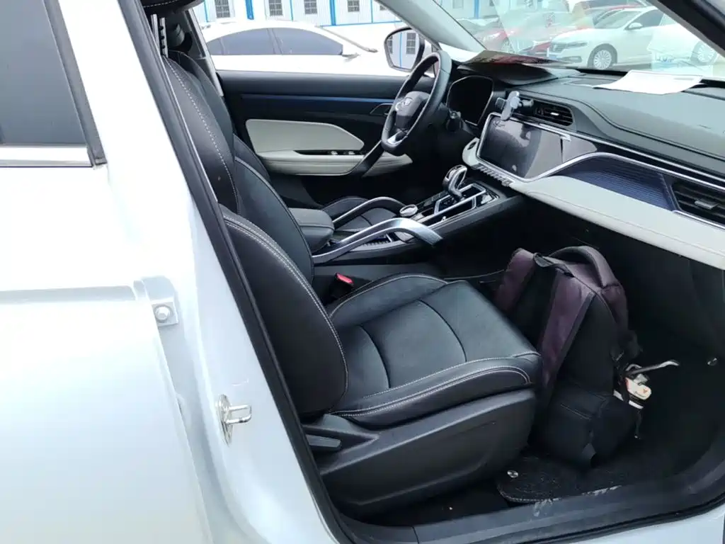 Geely Boyue — миниатюра 25