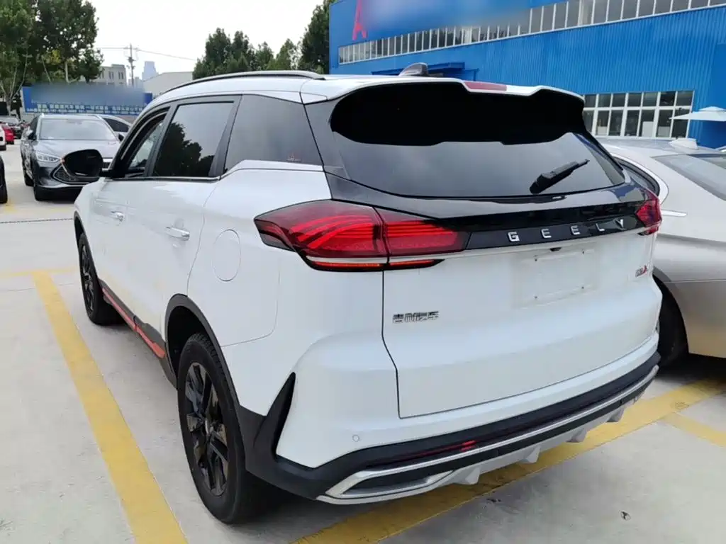 Geely Boyue — миниатюра 5