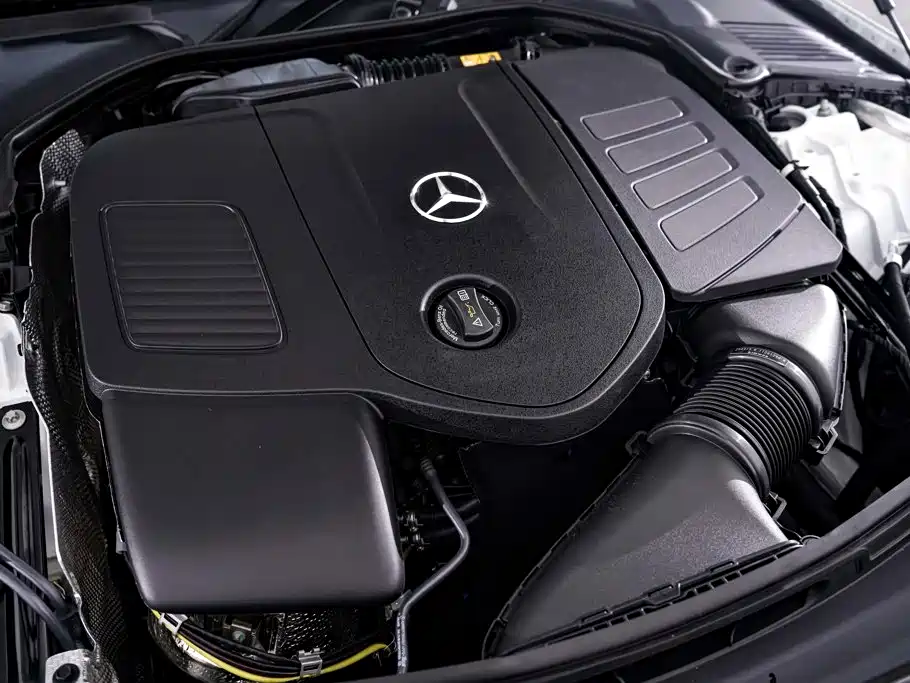 Mercedes-Benz C-Class — миниатюра 13