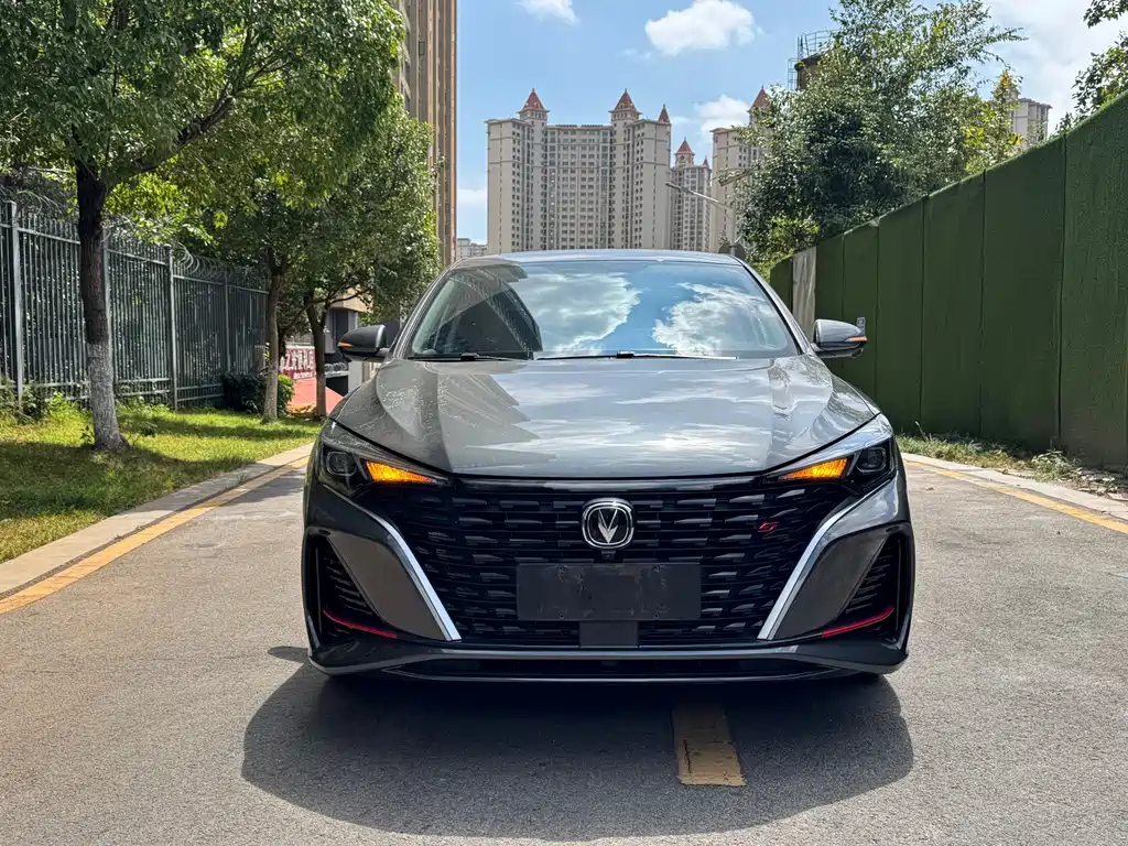 Changan Eado — миниатюра 2