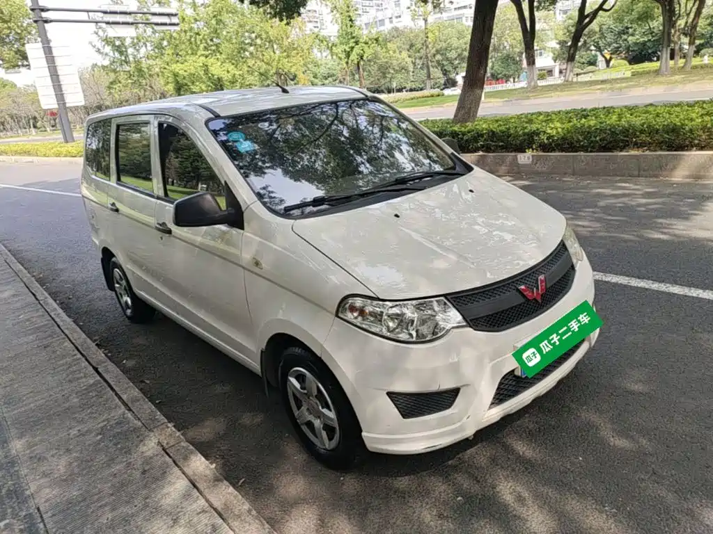 Wuling Hongguang — миниатюра 4