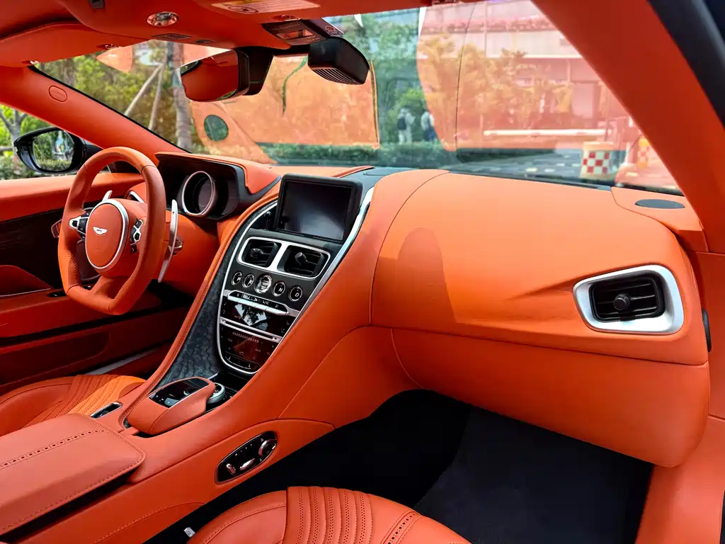 Aston Martin DB11 2022 4.0T V8 Coupe