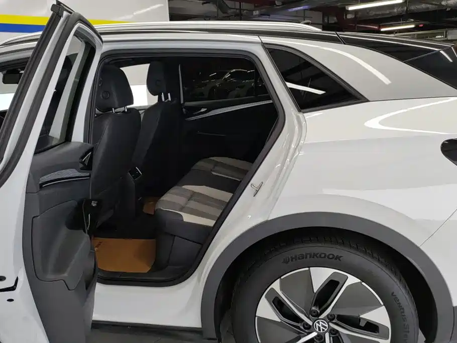 Volkswagen ID.4 Crozz — миниатюра 11