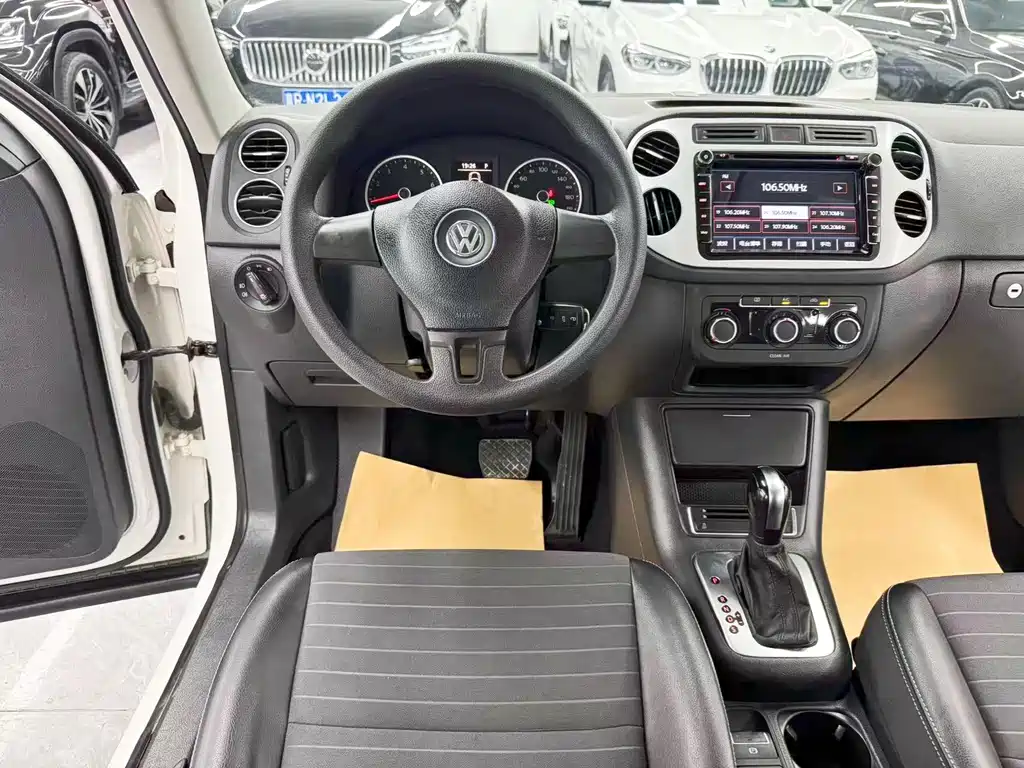 Volkswagen Tiguan — миниатюра 15