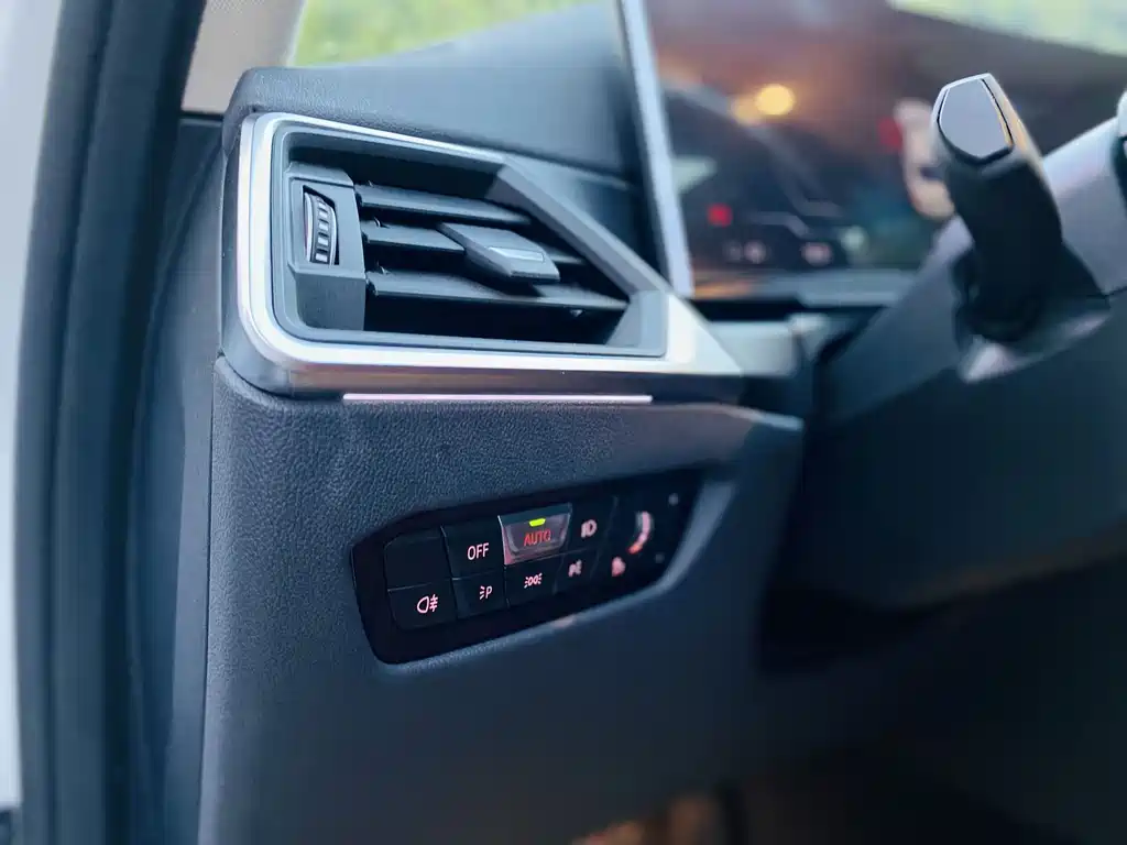 BMW i3 — миниатюра 10
