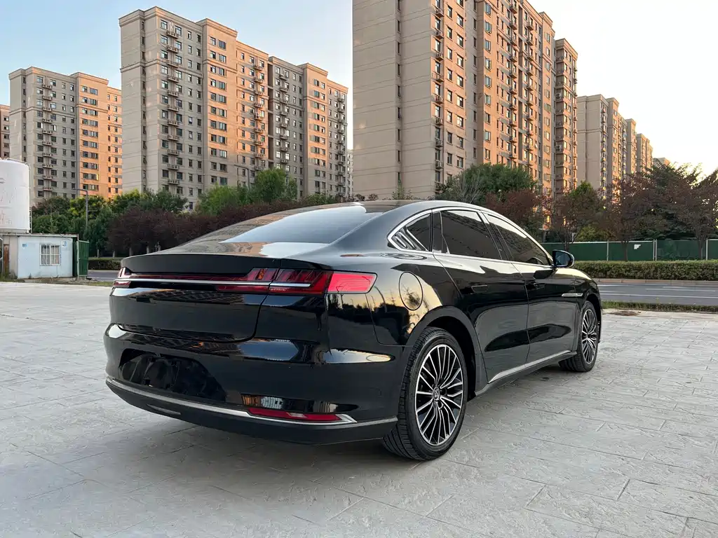 BYD Han — миниатюра 7