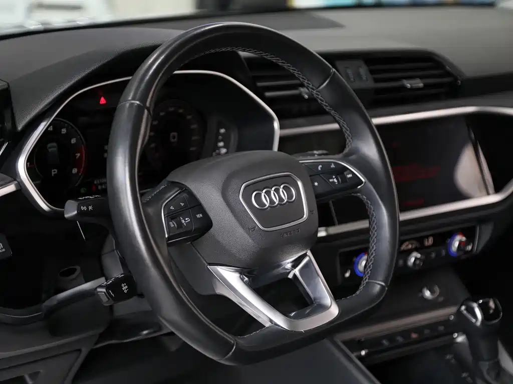 Audi Q3 2022 35 TFSI Fashion