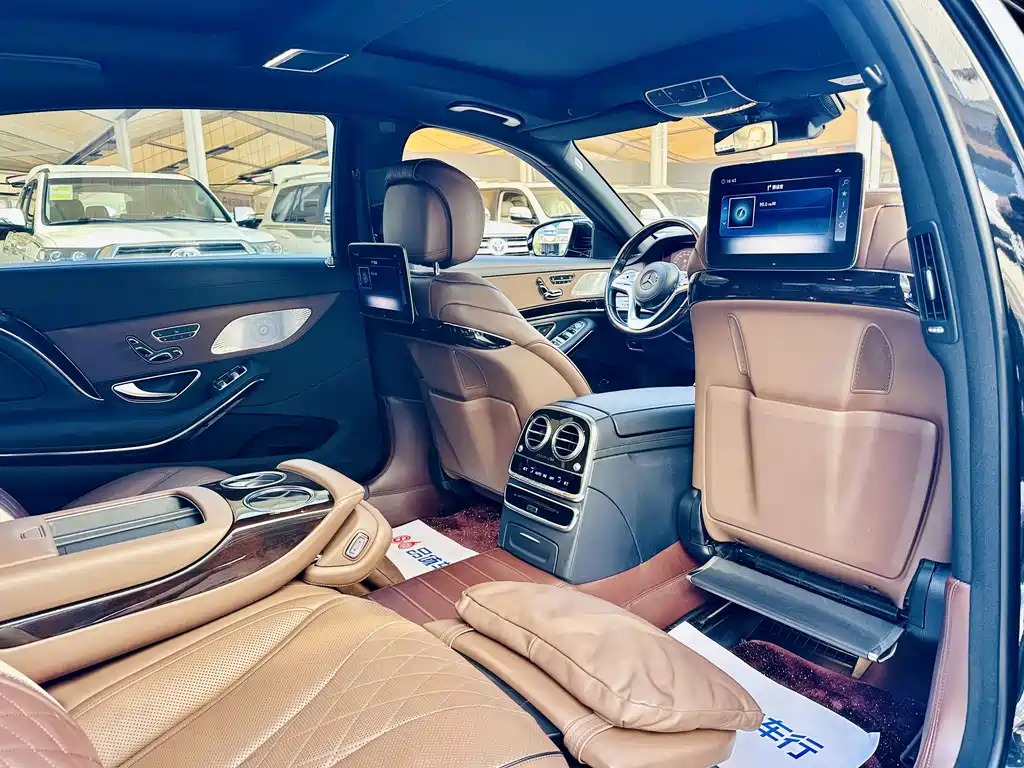 Mercedes-Benz S-Class — миниатюра 11