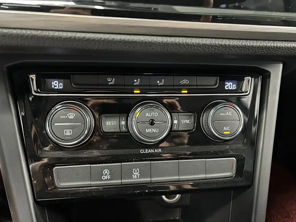 Volkswagen Touran — миниатюра 10