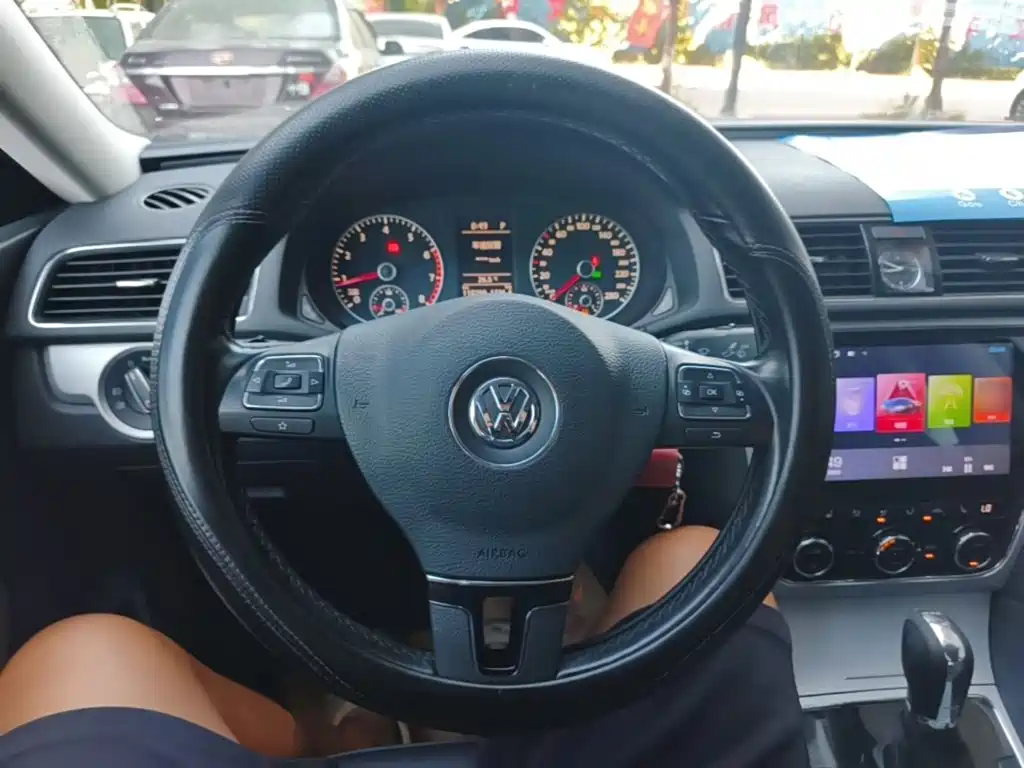 Volkswagen Passat — миниатюра 11