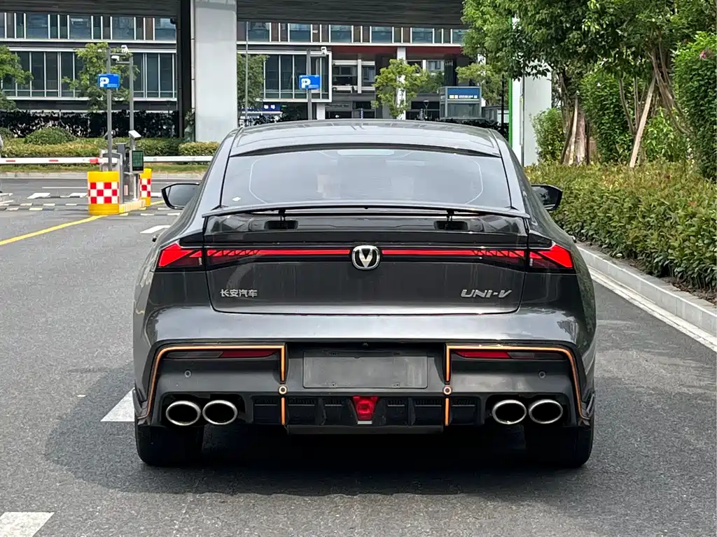 Changan UNI-V — миниатюра 5