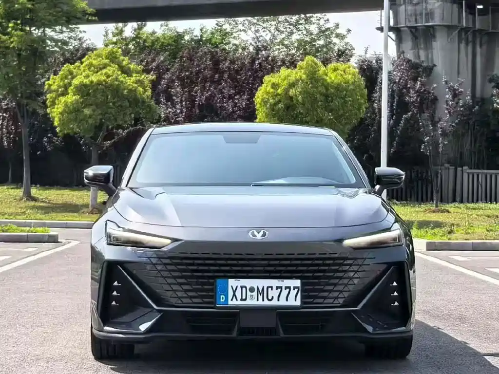 Changan UNI-V — миниатюра 2