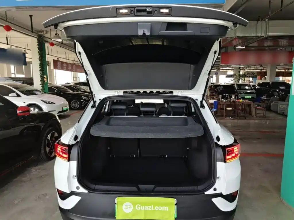 Volkswagen ID.4 Crozz — миниатюра 19