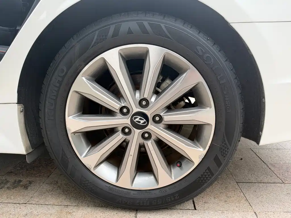 Hyundai Sonata — миниатюра 14