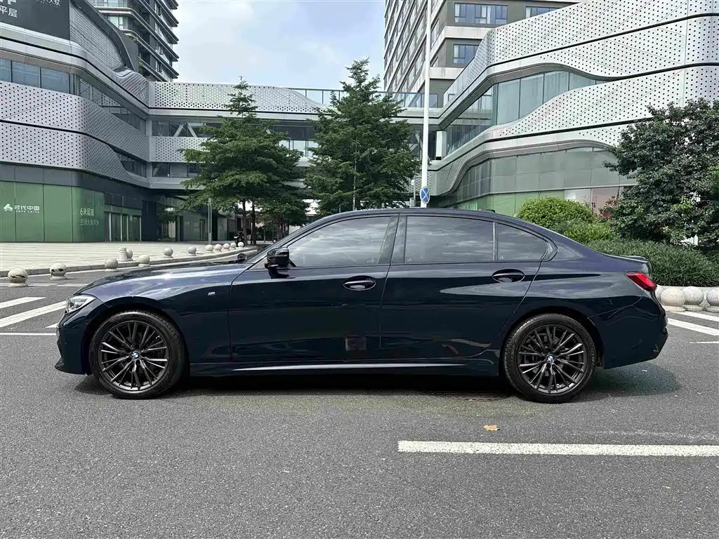 BMW 3 Series — миниатюра 10