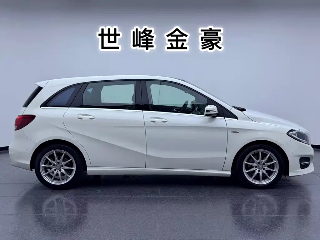 Mercedes-Benz B-Class — миниатюра 20