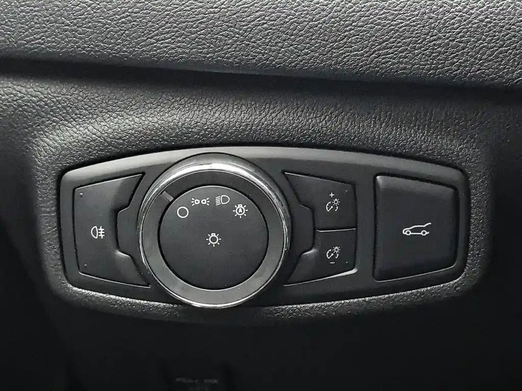 Lincoln MKC — миниатюра 21