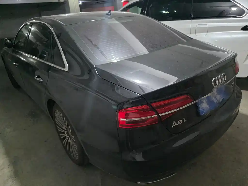 Audi A8 — миниатюра 4