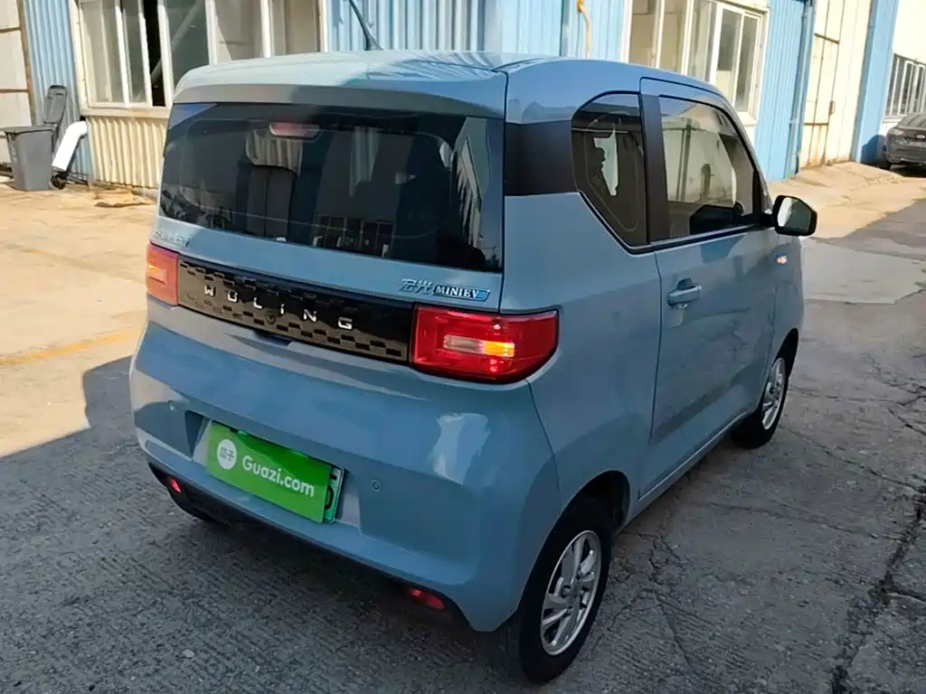 Wuling MINIEV — миниатюра 7