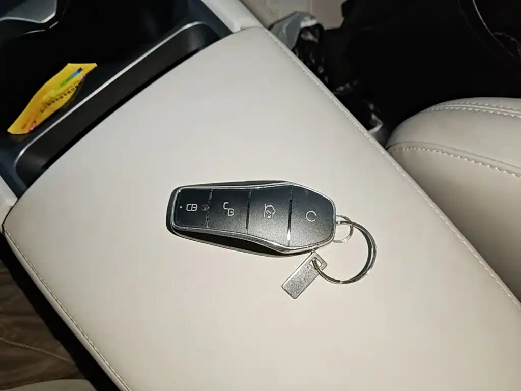 BYD Yuan UP — миниатюра 9