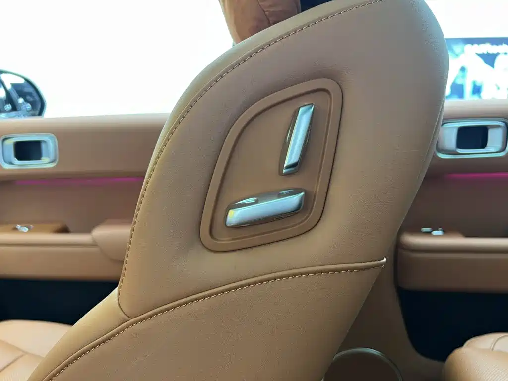 Li Auto Li L8 — миниатюра 53