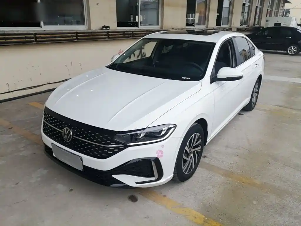 Volkswagen Lavida — миниатюра 2