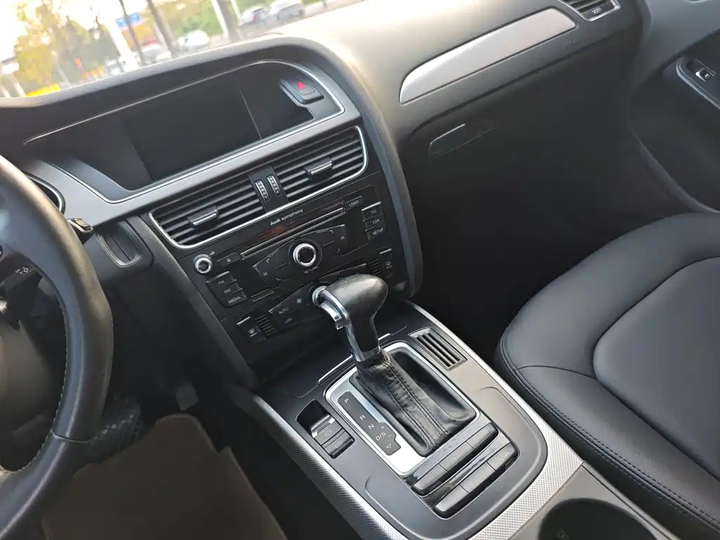 Audi A4L — миниатюра 15