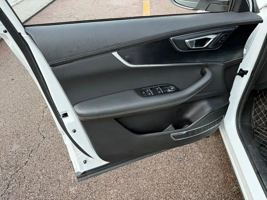 Chery Tiggo 8 — миниатюра 6