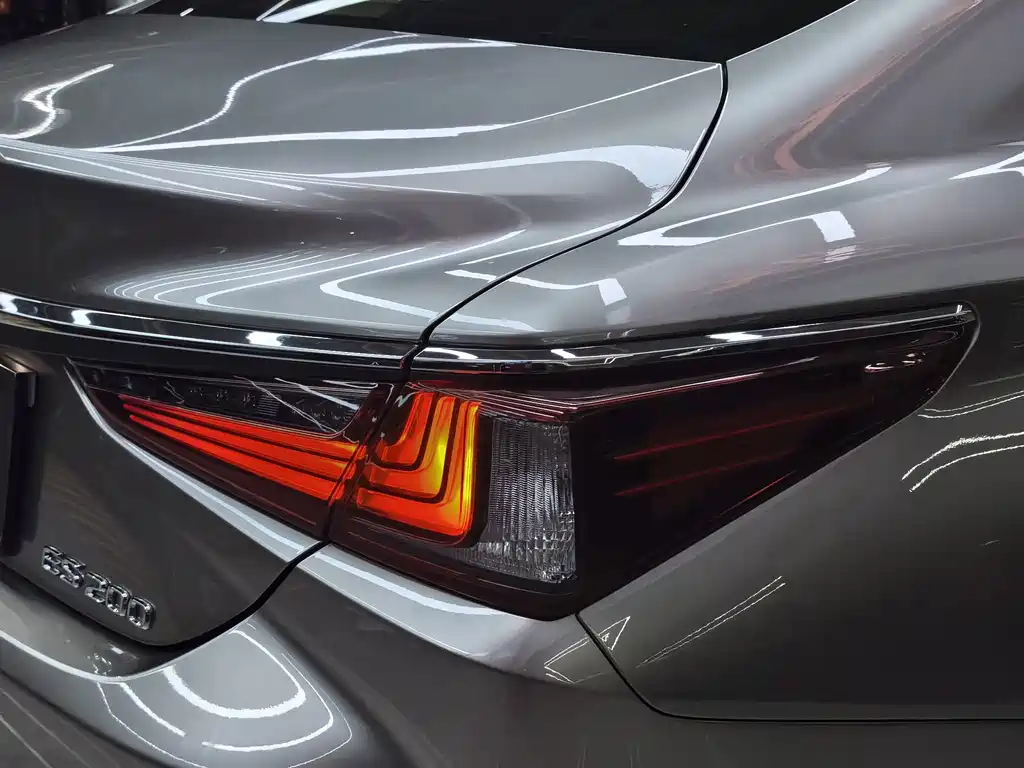 Lexus ES — миниатюра 39