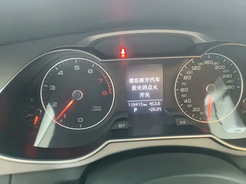 Audi A4L — миниатюра 12