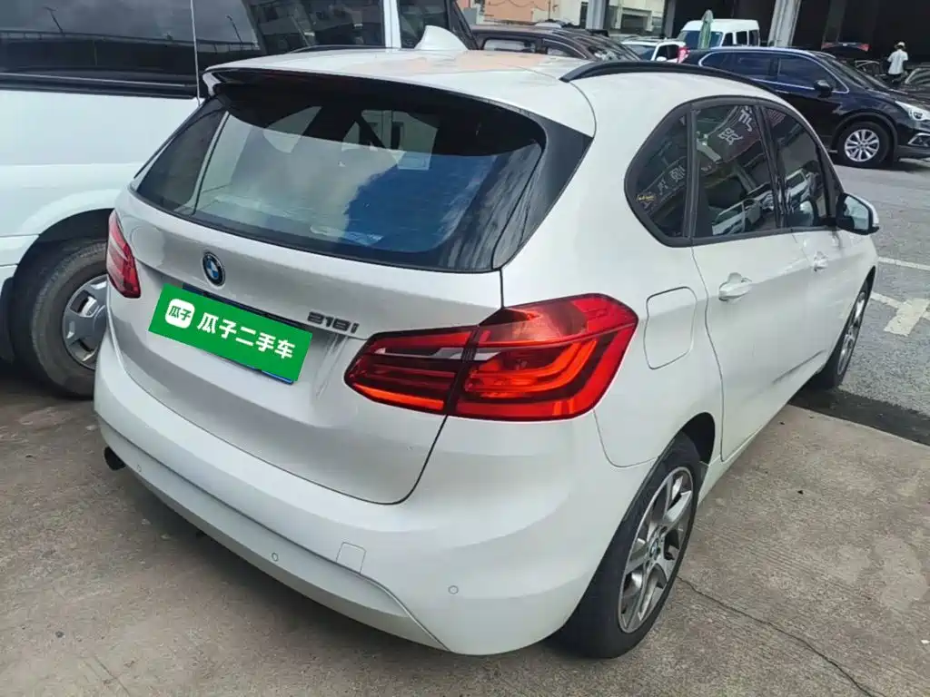 BMW 2 Series Active Tourer (Import) — миниатюра 7
