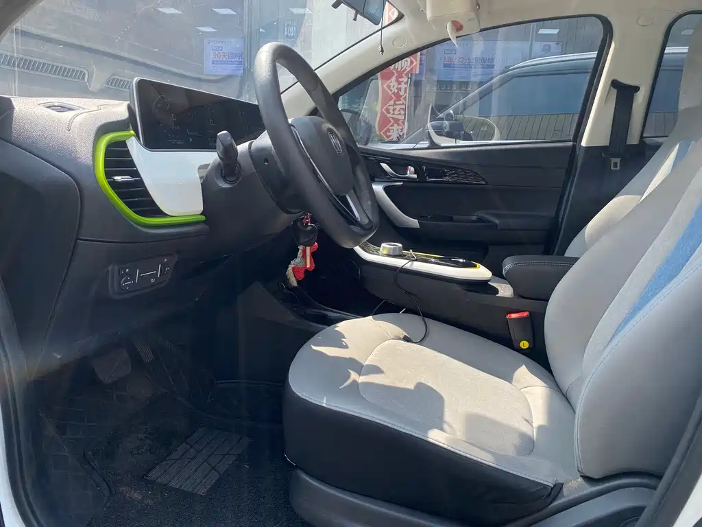 Changan Benben E-Star — миниатюра 7