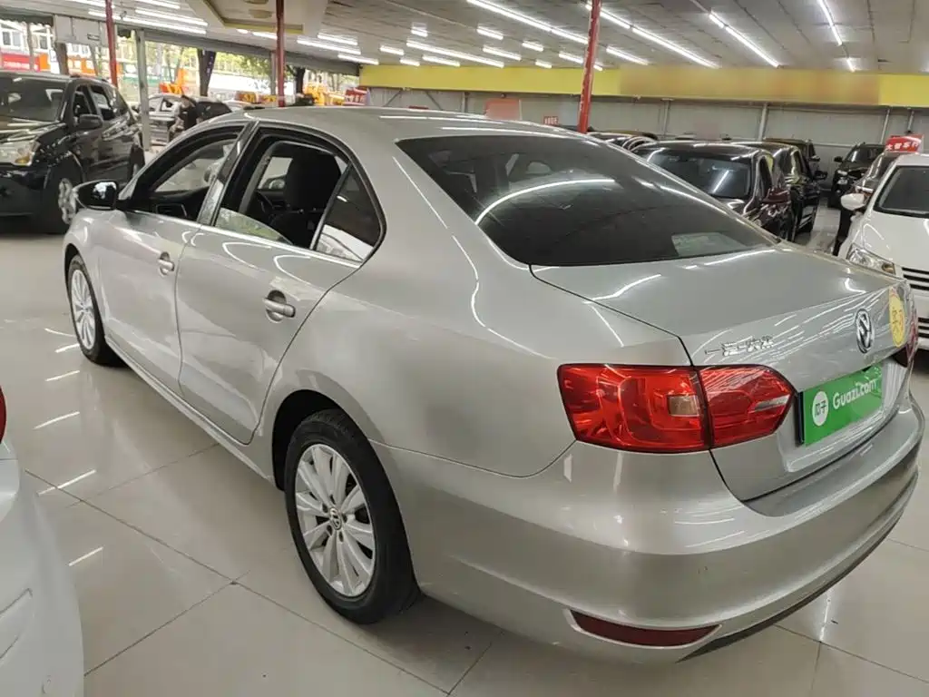Volkswagen Sagitar — миниатюра 5