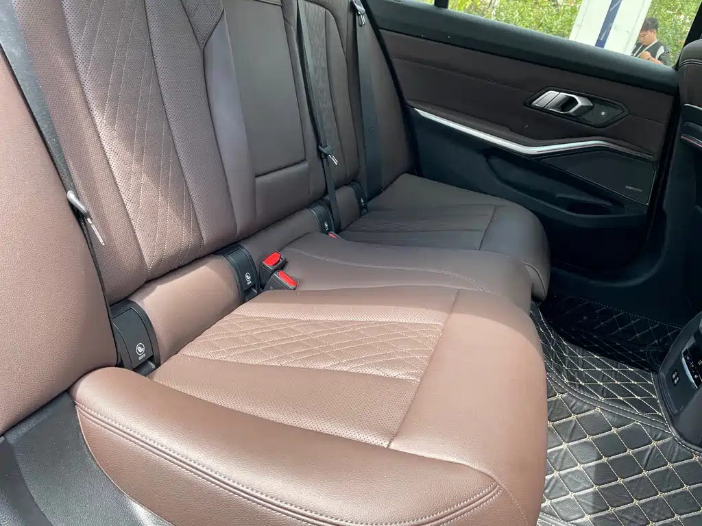 BMW 3 Series — миниатюра 15
