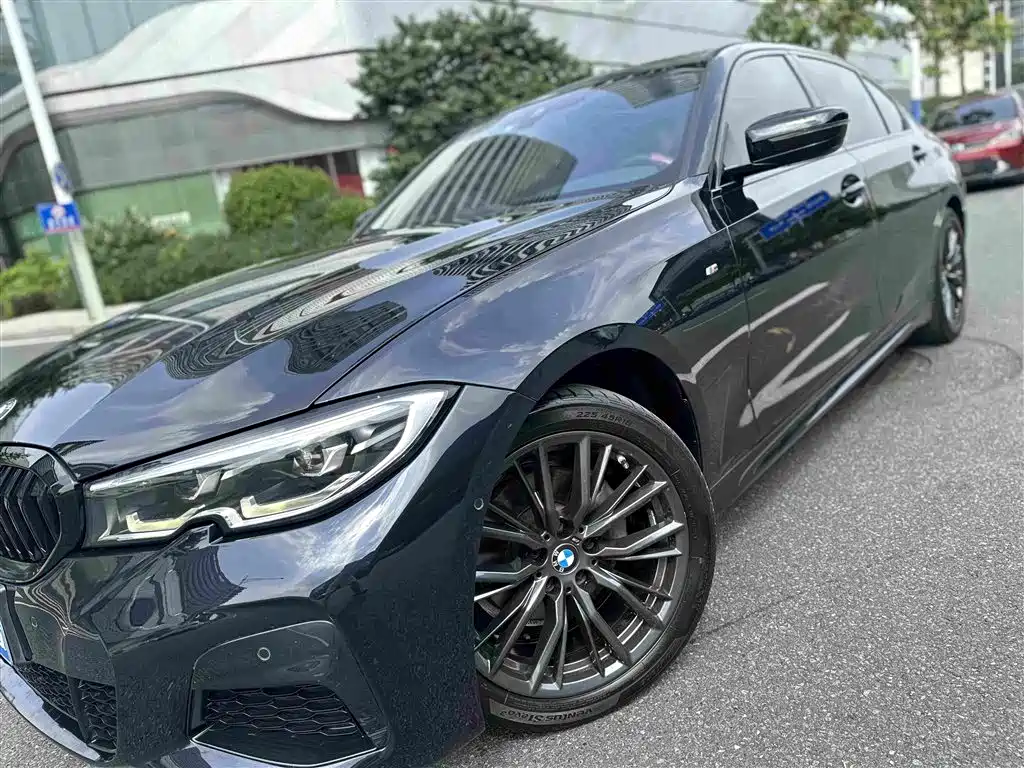 BMW 3 Series — миниатюра 12